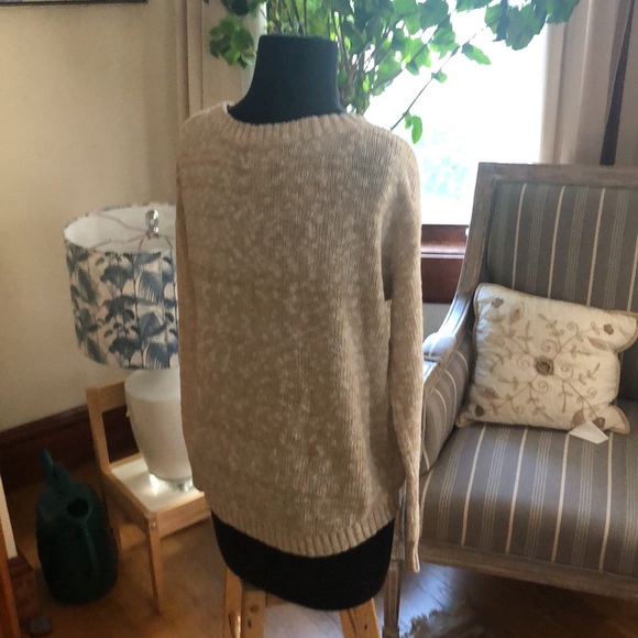 Marilyn Monroe Cherry Sweater - Picture 6 of 6